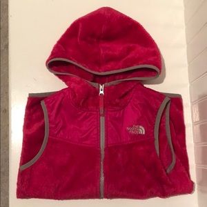 💙girls north face hooded vest